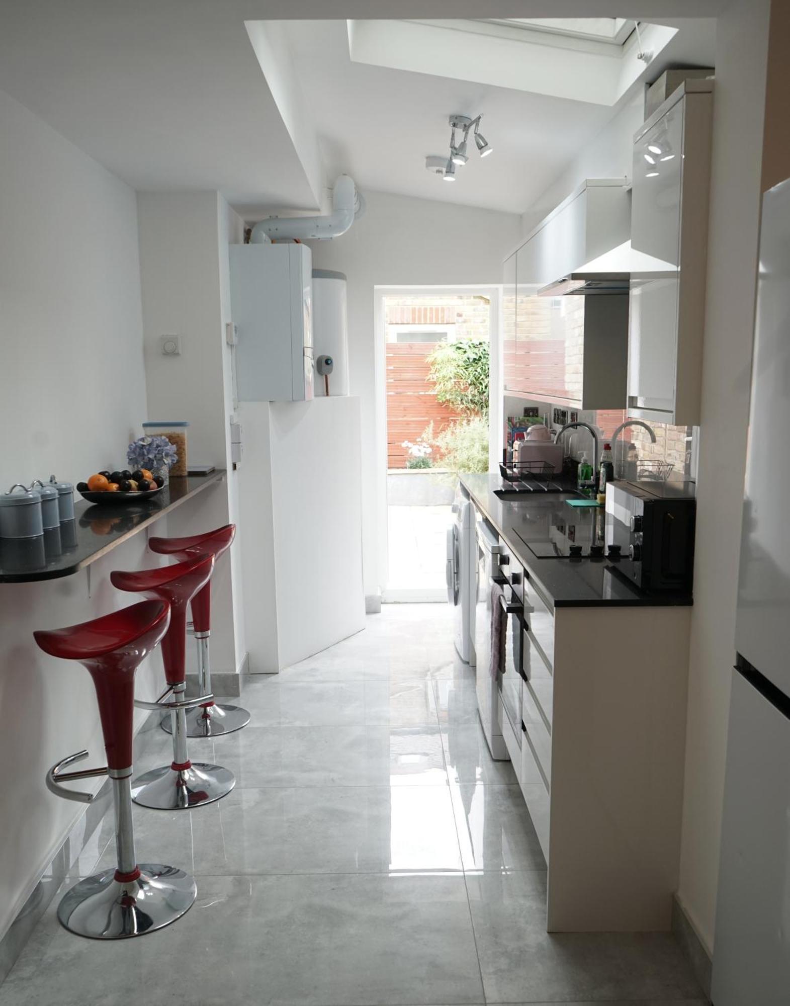 Luxury London House Sleeps 13, 2 Minutes To Metro Villa Kültér fotó