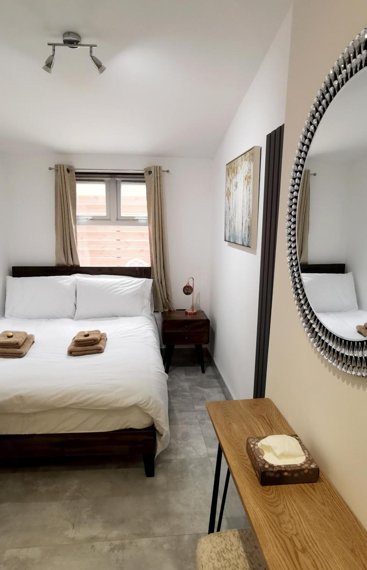 Luxury London House Sleeps 13, 2 Minutes To Metro Villa Kültér fotó