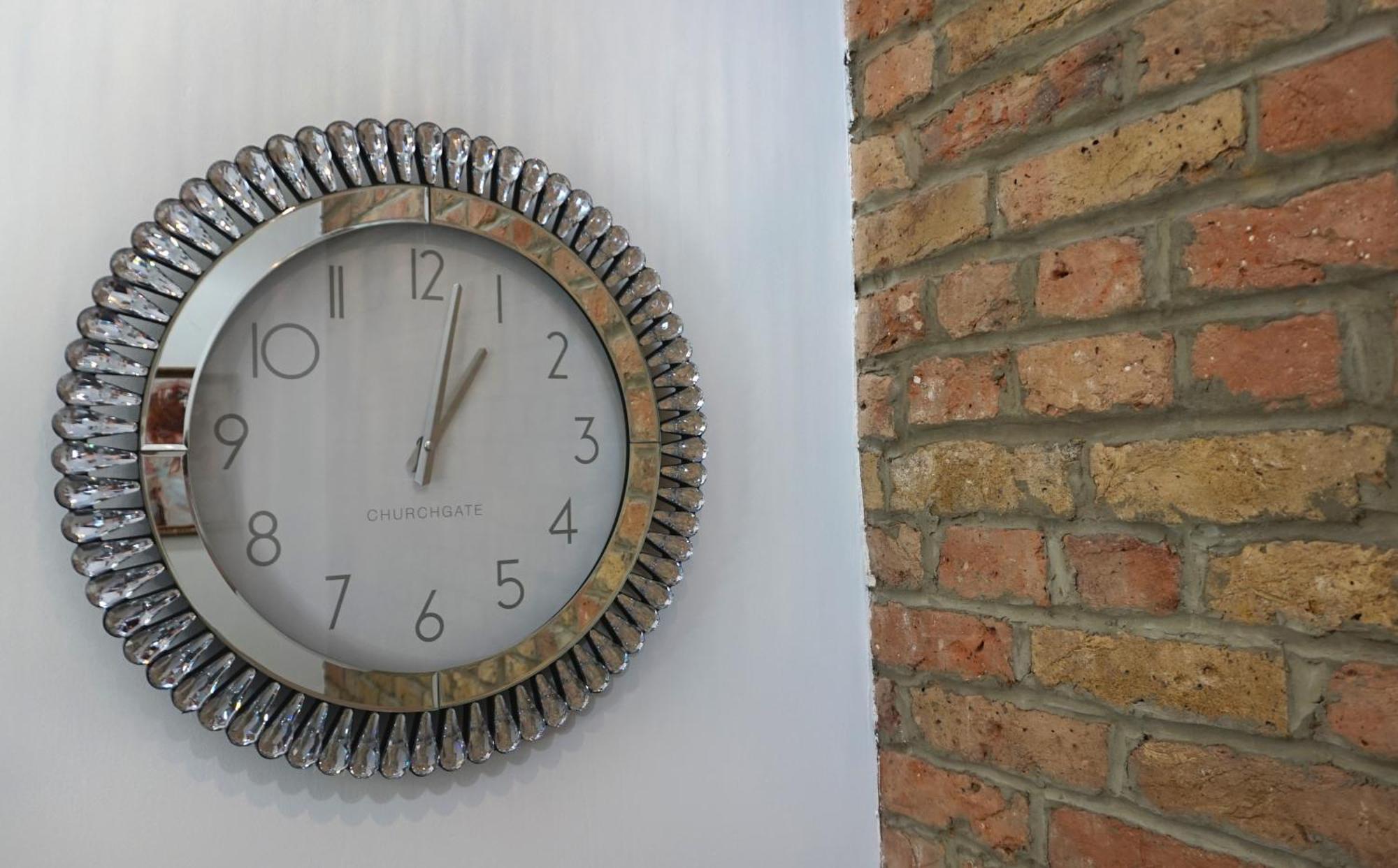 Luxury London House Sleeps 13, 2 Minutes To Metro Villa Kültér fotó